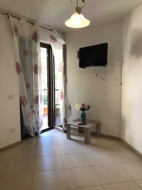 Casa Vacanza "Ilenia" - Taormina Buitenkant foto